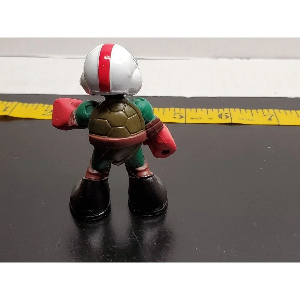 Teenage Mutant Ninja Turtles Raphael Mini Figure With Helmet 2014 Viacom